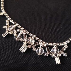 Vintage Sparkly Rhinestone Necklace